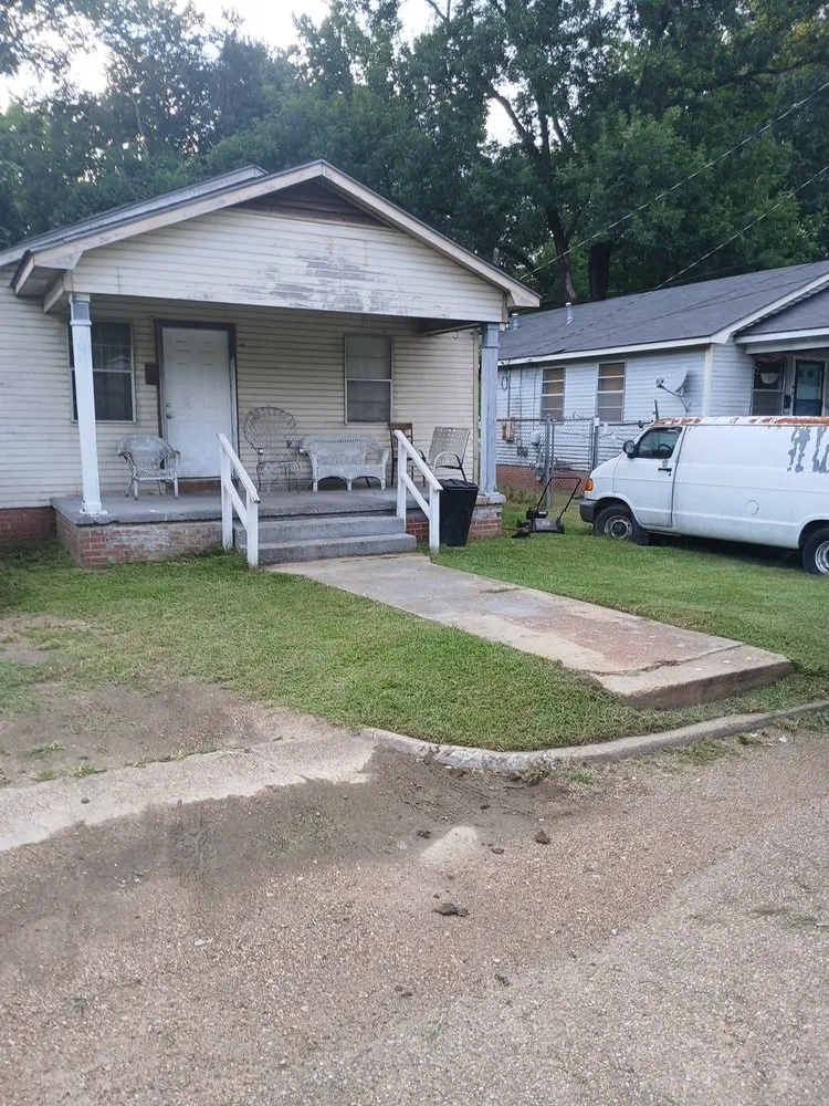 Top-rated outdoor landscaping in Jackson, MS by A&J Lawn care Service