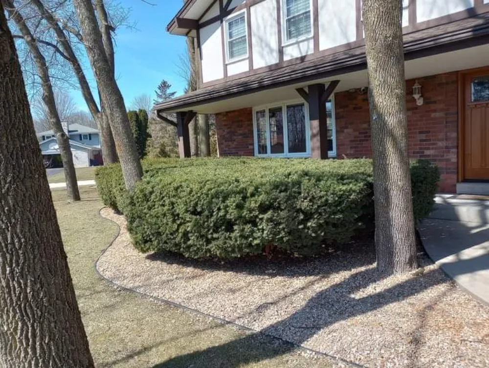 Professional yard maintenance experts serving Milwaukee, WI - A&J Lawn maintenance