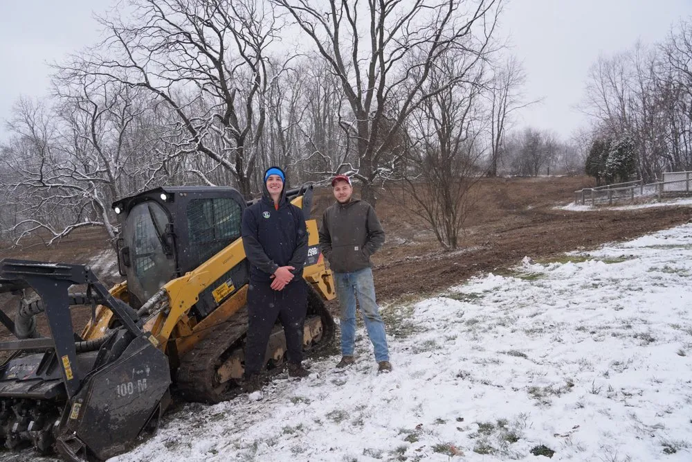 Local lawn mowing service experts serving Pittsburgh, PA - A&J Lawn Pros