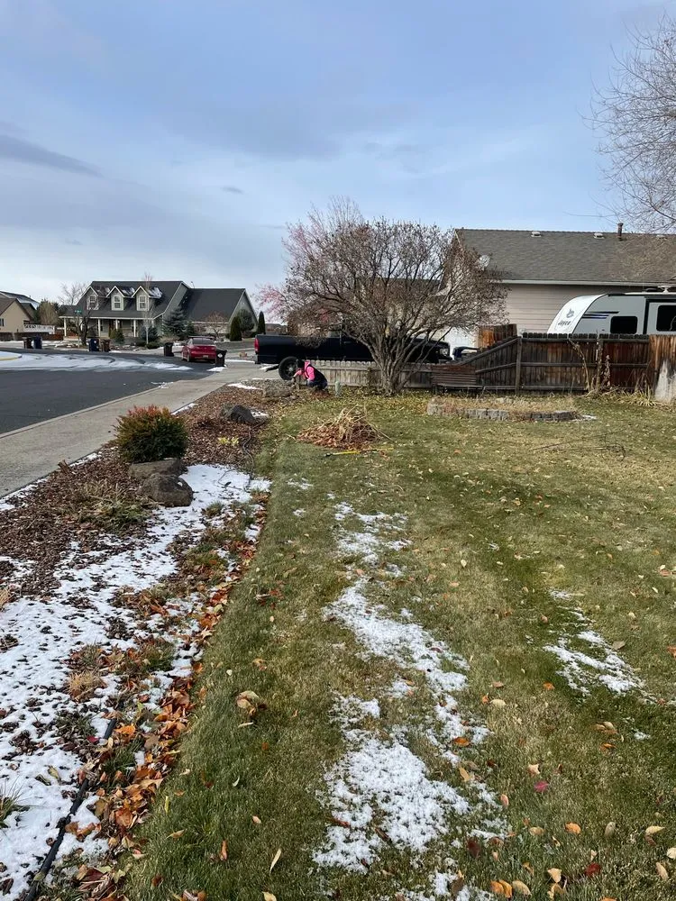 Top-rated yard cleanup service in Redmond, OR by A&J Lawncare