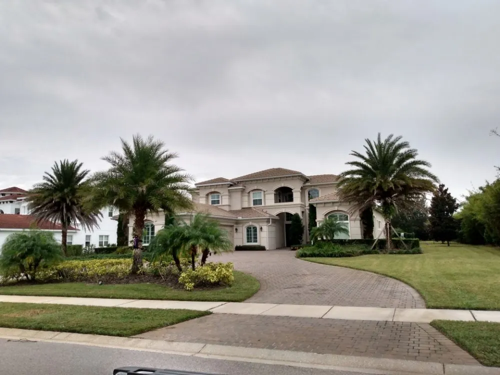 Expert landscaping services in Kissimmee, FL by AJ Mowmaster