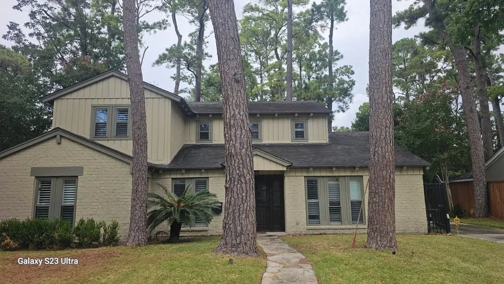 Top-rated lawn mowing service in Houston, TX by AJ Rain Sprinkler