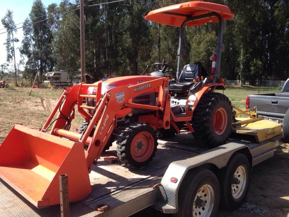 Reliable yard cleanup service in Arroyo Grande, CA - A&J Tractor Service