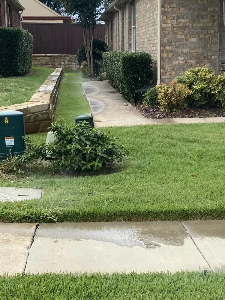 Expert landscape installation experts serving Pearland, TX - AJ Unlimited