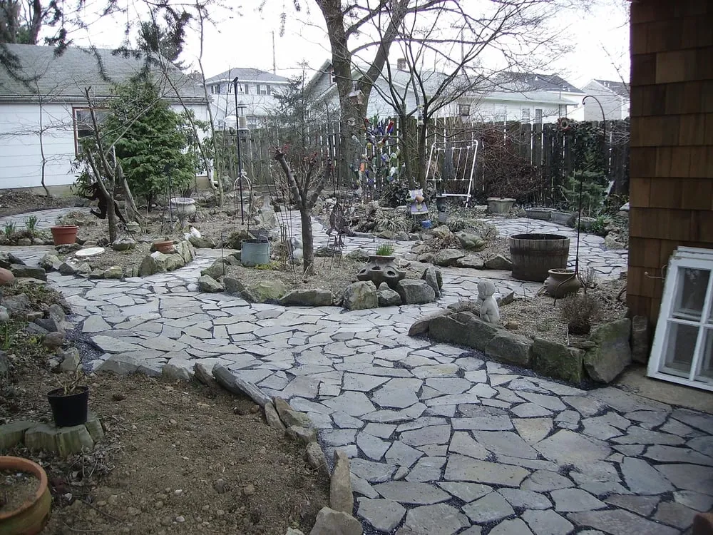 Custom yard maintenance for homes in Allentown, PA by AJ Wildflower Landscape Maintenance