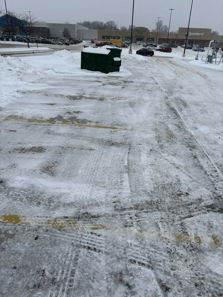 Reliable lawn care service for residential properties in Youngstown, OH by AJ&A Snow Removal and Lawn Care