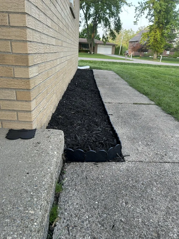 Affordable residential landscaping experts serving Troy, MI - AJC Landscaping