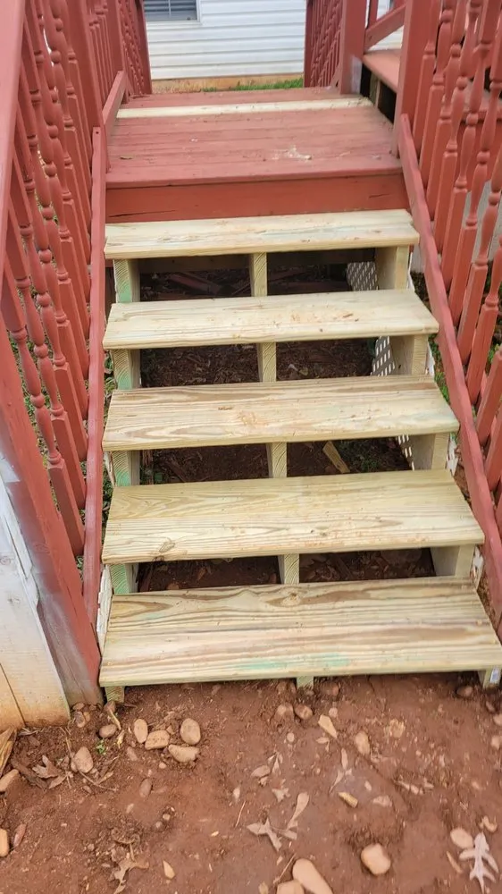 Custom lawn care service experts serving McDonough, GA - AJC Lawn Care