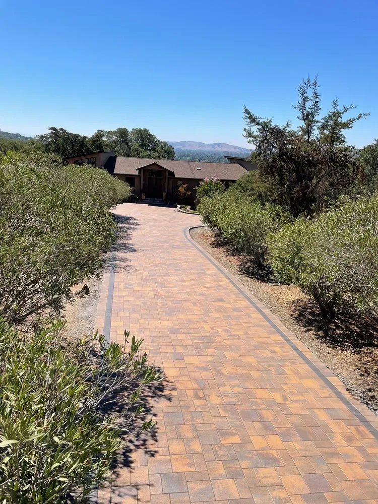 Custom lawn care service in Pinole, CA - A&JGC Outdoor Solution