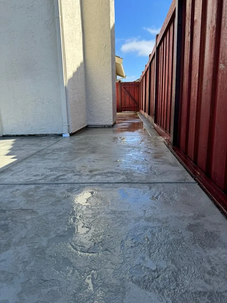 Reliable landscaping services in Pinole, CA - A&JGC Outdoor Solution