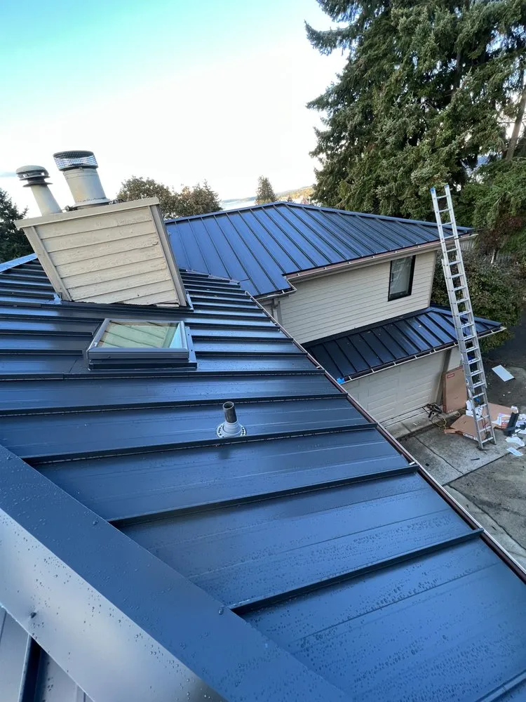 Expert residential landscaping in Lynnwood, WA - AJJ Morales Roofing