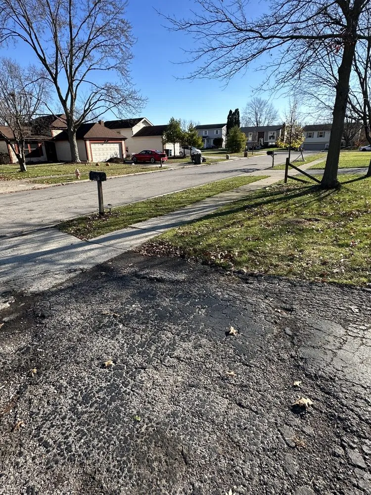 Expert lawn mowing service for homes across Columbus, OH - Ajs Columbus handyman