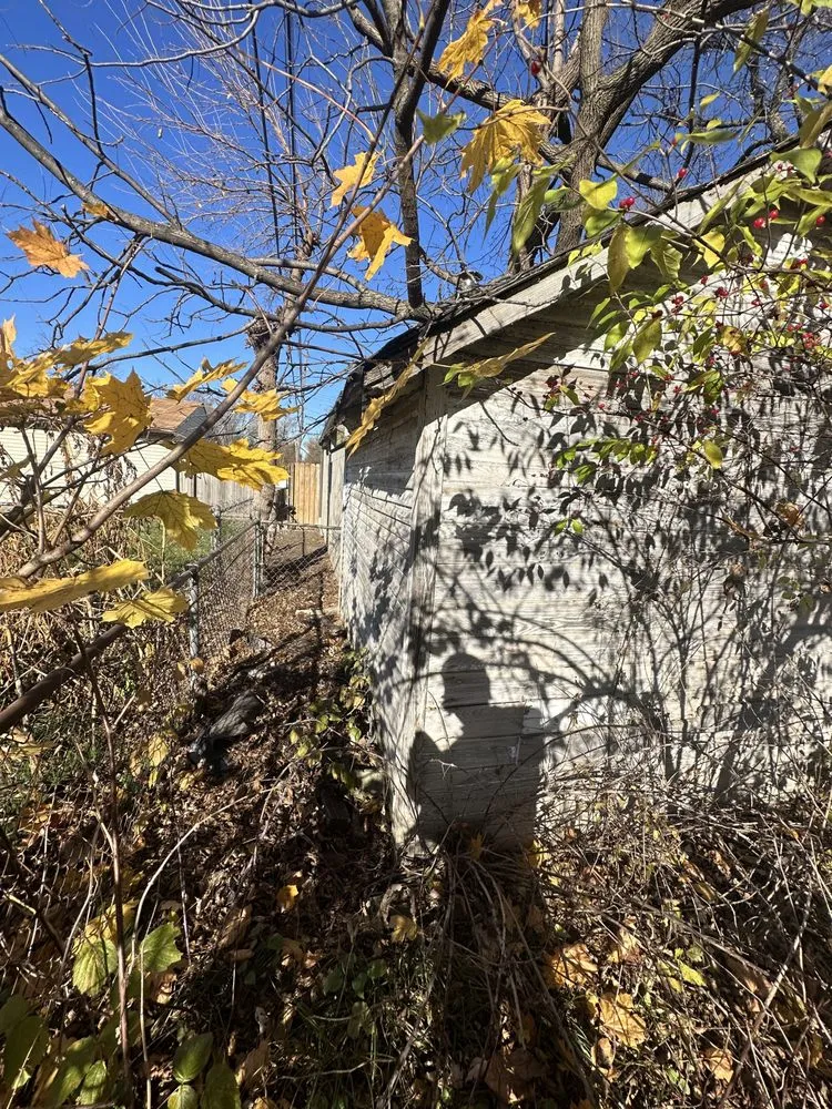 Professional landscaping services for homes in Columbus, OH by Ajs Columbus handyman