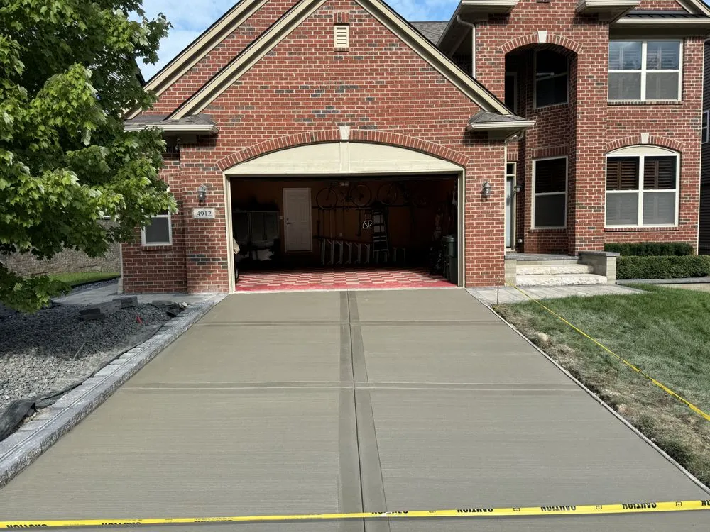 Reliable yard cleanup service in White Lake, MI by AJ’S Creative Landscape