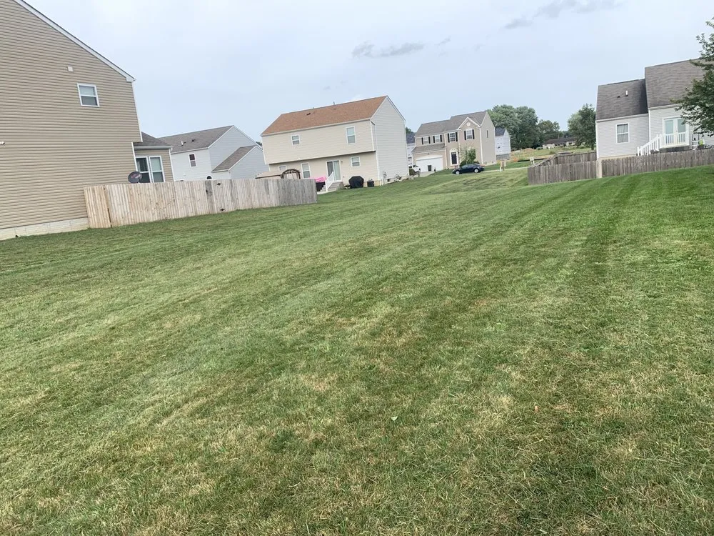 Local lawn mowing service experts serving Pickerington, OH - AJ’s lawncare Service