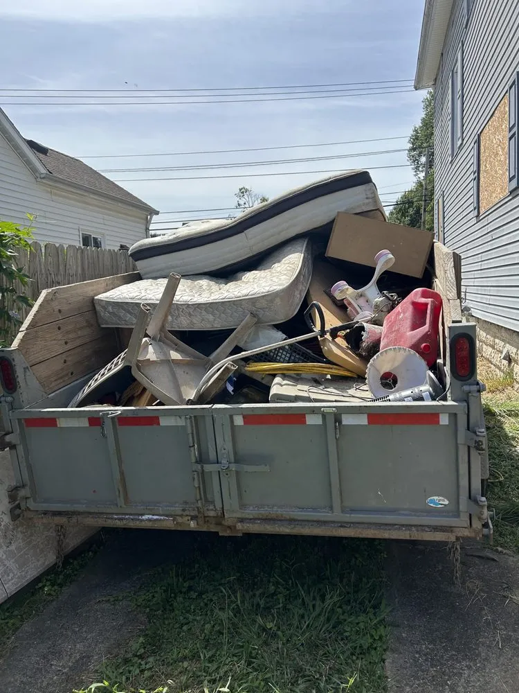 Expert yard cleanup service for beautiful yards across Parkersburg, WV - Ajs Property Maintenance