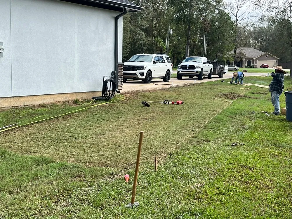 Trusted yard maintenance in Humble, TX by Ak flores landscaping services