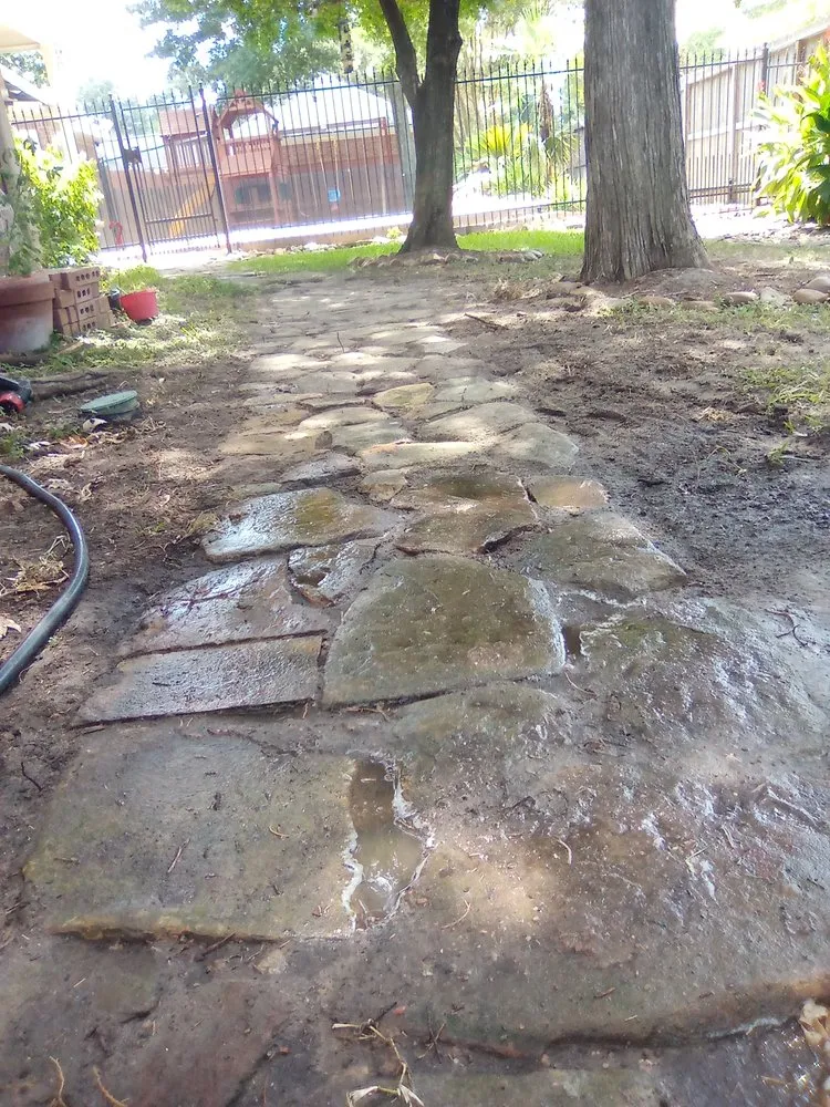 Reliable garden landscaping for homes across Houston, TX - A&K Irrigation and Lawns Services