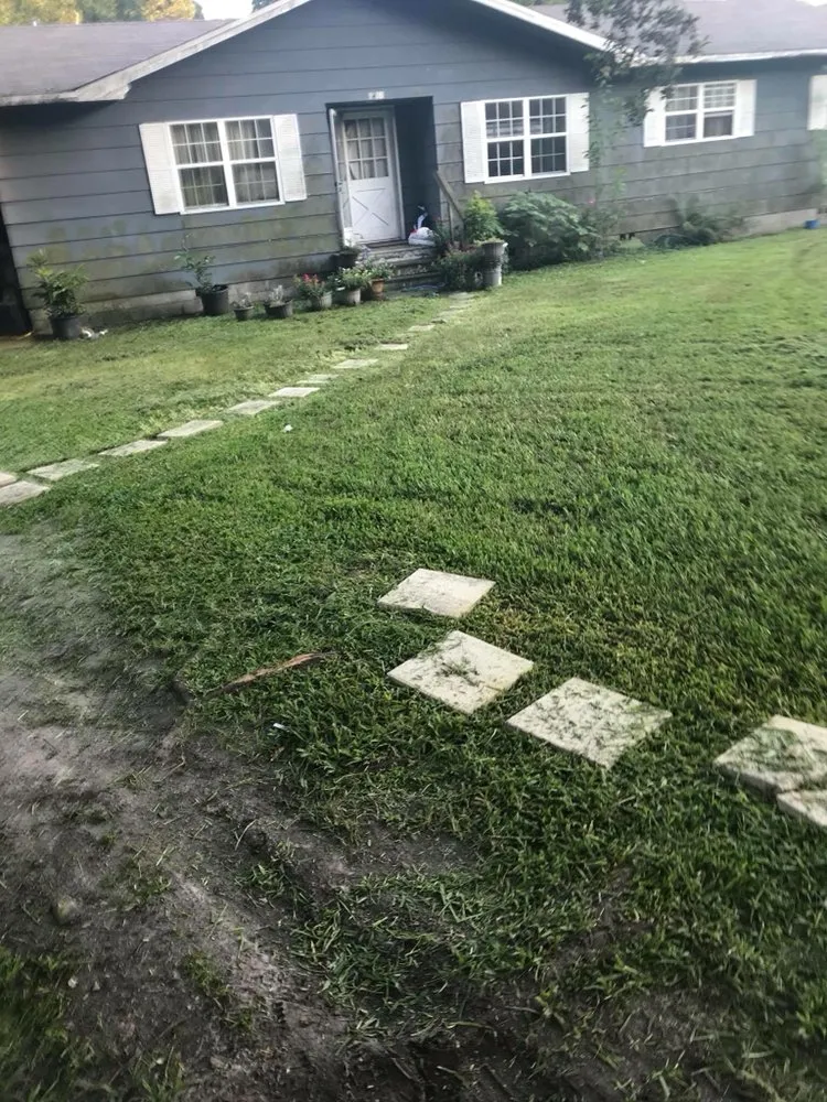 Trusted residential landscaping in Jacksonville, FL by A&k Landscaping