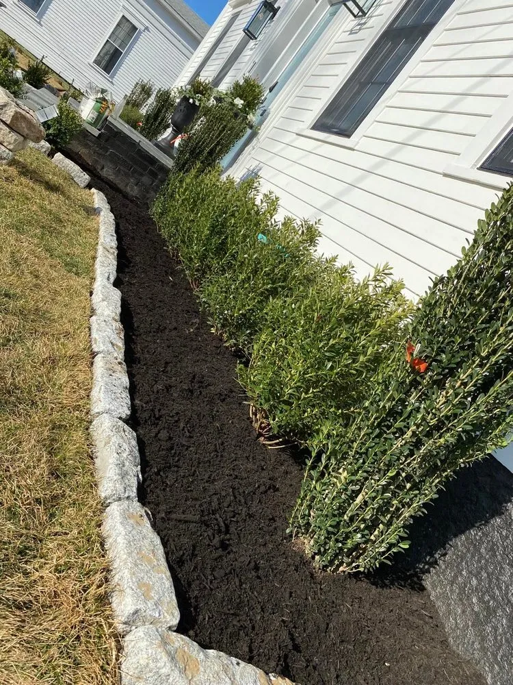 Reliable garden landscaping in Pawtucket, RI by AK Landscaping