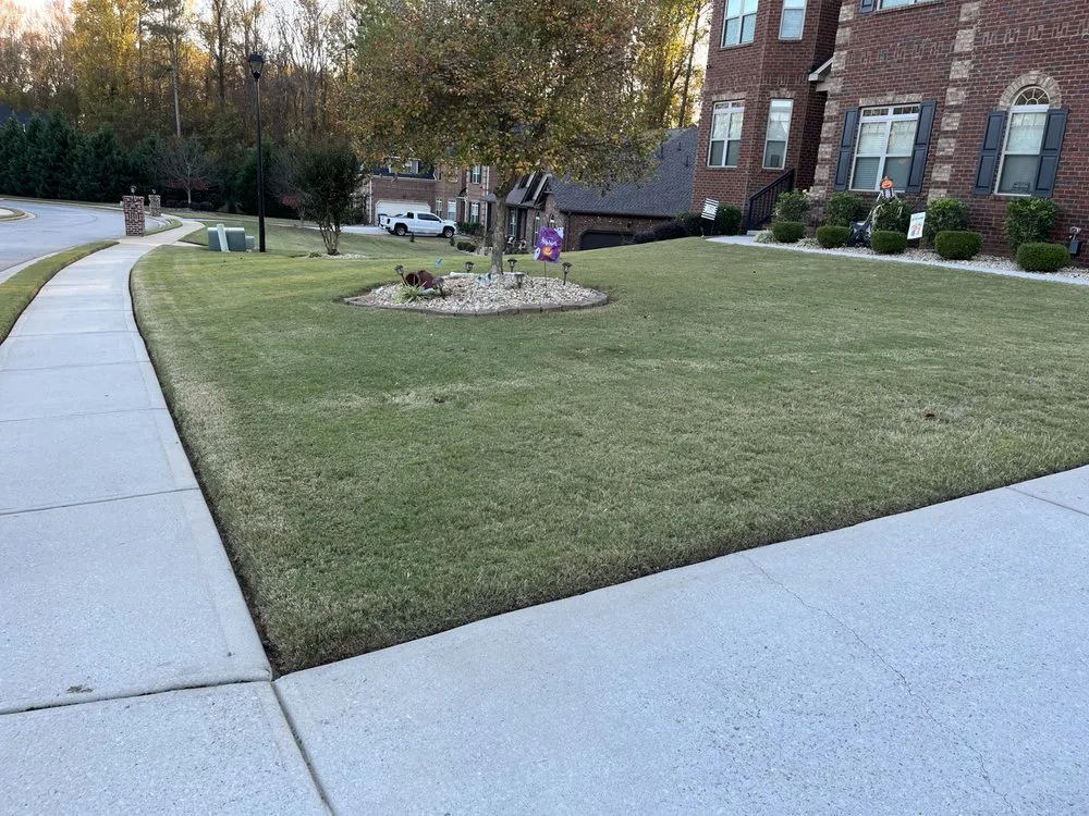 Custom outdoor landscaping experts serving Jonesboro, GA - AK Lawn & Commercial Cleaning