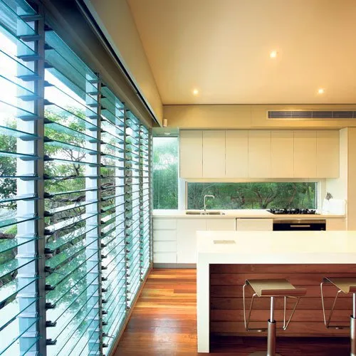 Top-rated lawn care service in Honolulu, HI by Akamai Cleaning & Landscaping Maintenance