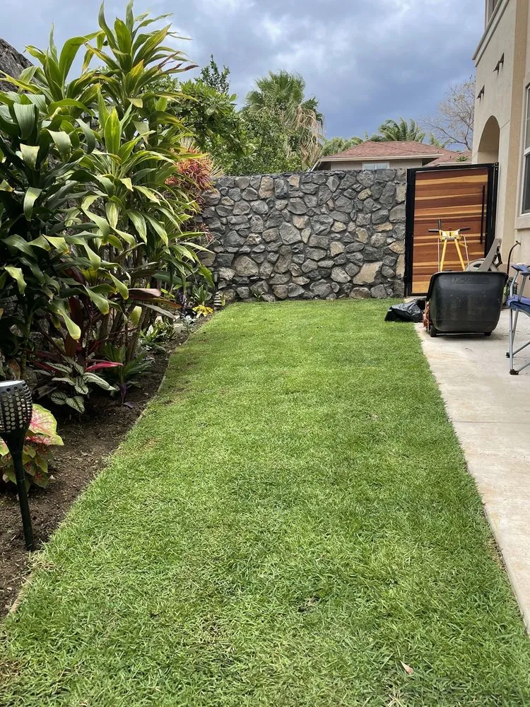 Reliable lawn mowing service with custom design in Kihei, HI by Akemi Landscaping