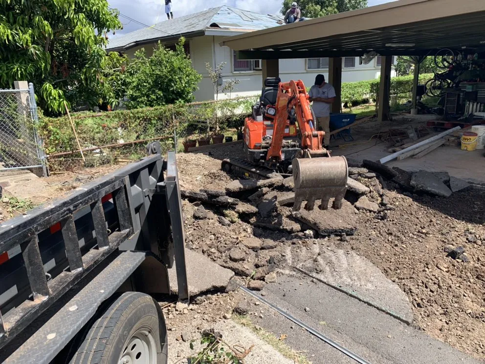 Top-rated yard maintenance for year-round maintenance in Pearl City, HI by AKJ Services