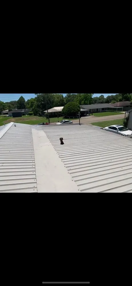 Custom yard maintenance for outdoor upgrades across New Iberia, LA - AKO Family Services