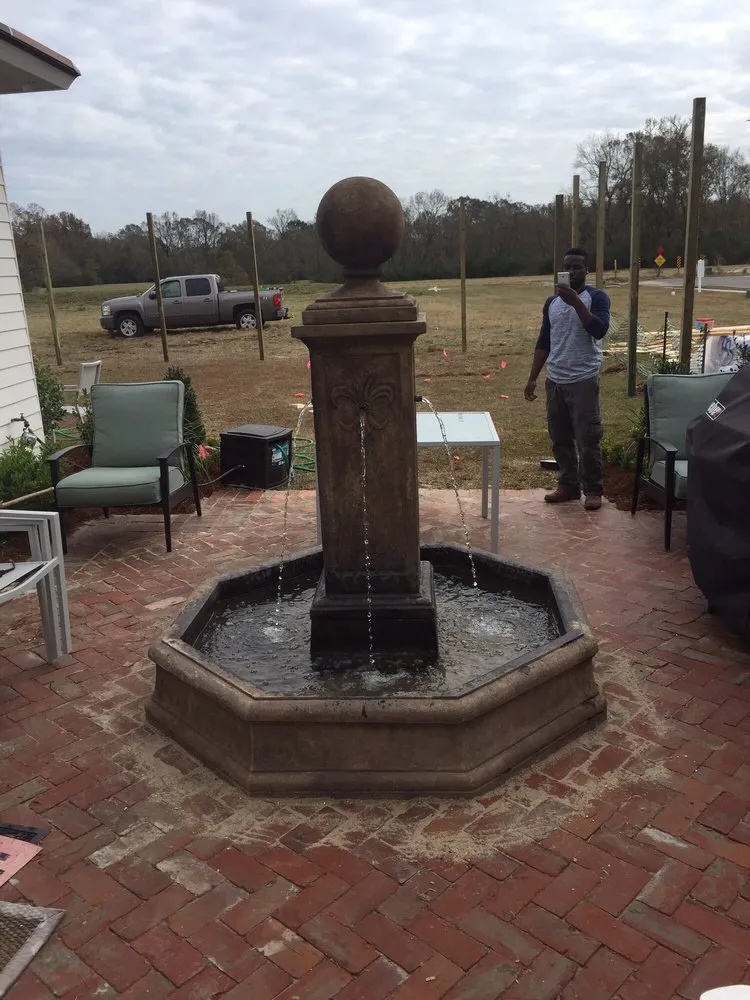 Trusted yard maintenance in Port Allen, LA - AKR Waterscapes