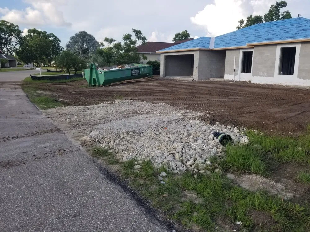 Top-rated yard maintenance in Cape Coral, FL by AL & Son's General Services & Activities