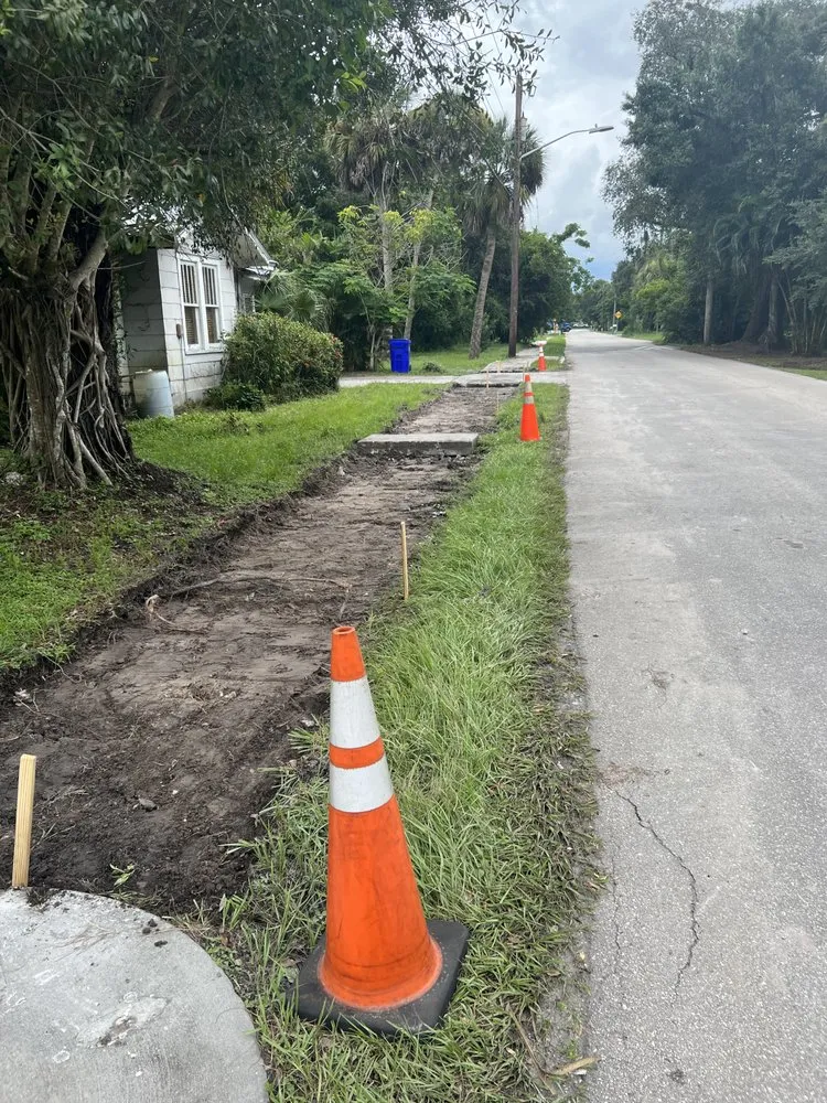 Local landscaping services in Cape Coral, FL by AL & Son's General Services & Activities