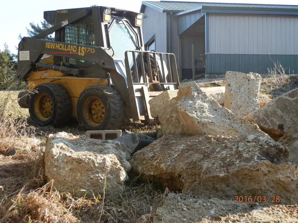 Local lawn care service with custom design in Mapleton, IL by Al Bragg Excavating