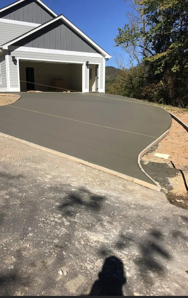 Expert residential landscaping near you across Hendersonville, NC - A&L Construction And Lawn Care