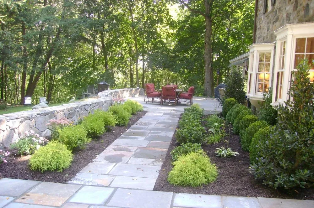 Top-rated residential landscaping in Hendersonville, NC - A&L Construction And Lawn Care