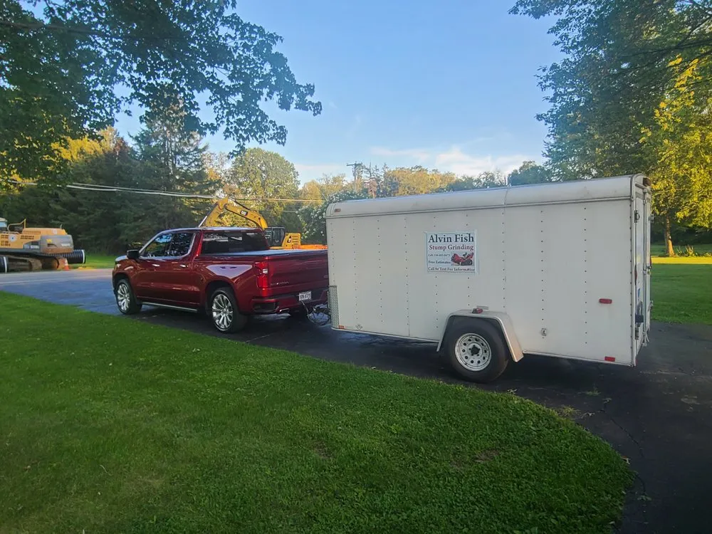 Professional lawn mowing service in Newton Falls, OH by Al Fish Stump Grinding