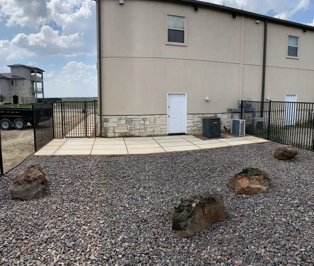 Top-rated landscape design in Granbury, TX by Al Juárez Irrigation