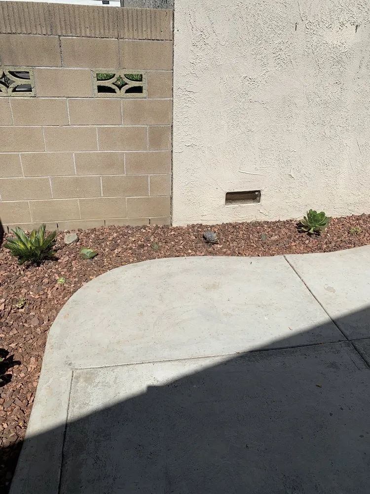 Professional yard cleanup service with custom design across Montclair, CA - A&L Landscaping