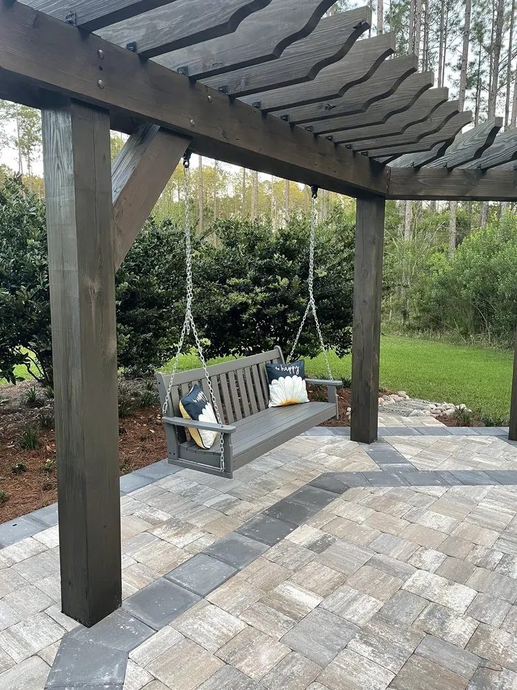 Top-rated yard cleanup service in Jacksonville, FL - Al Thigpen Landscaping