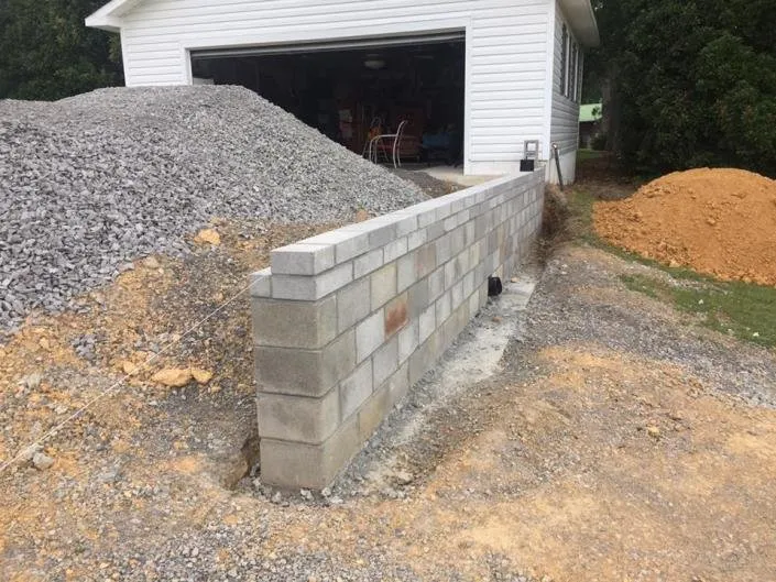 Local residential landscaping experts serving Vinemont, AL - Alabama Dirt Worx