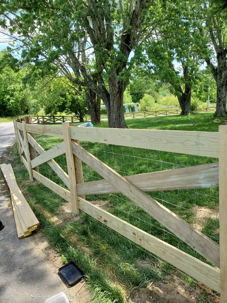 Trusted landscape installation in Alexander City, AL - Alabama Fence And Landscape Contractors