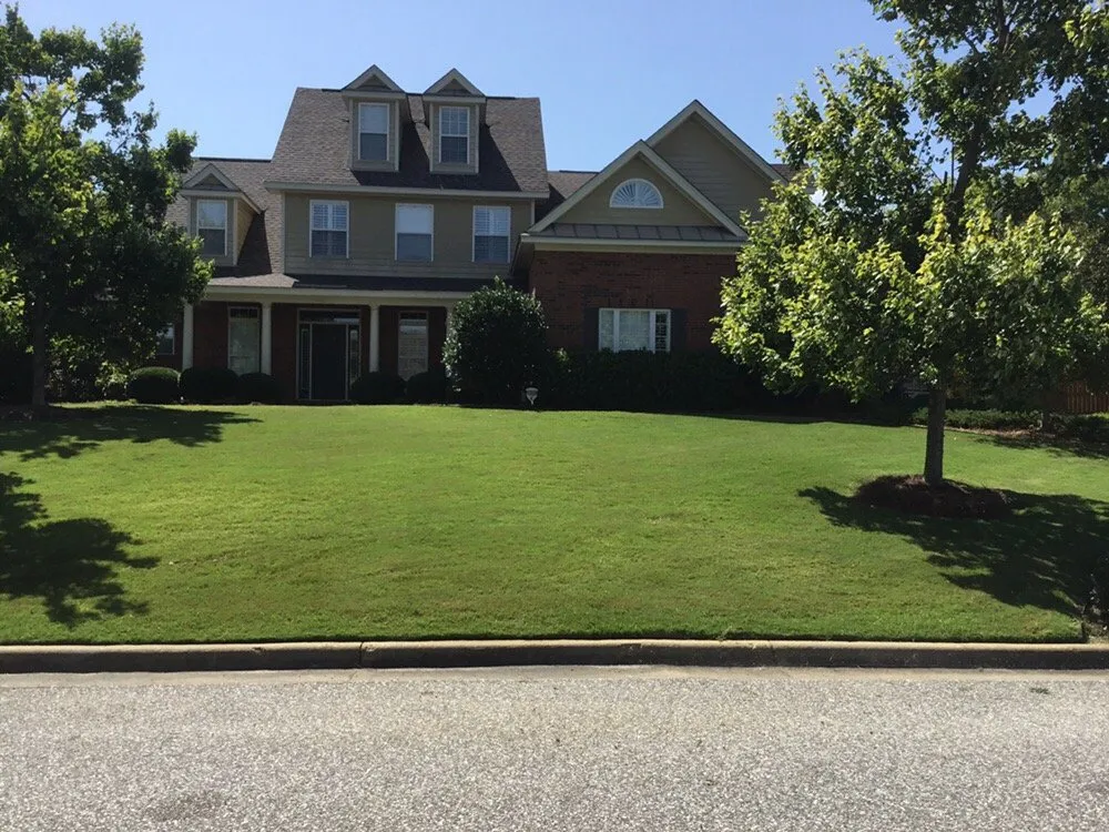 Expert garden landscaping in Montgomery, AL - Alabama Lawn Care Experts
