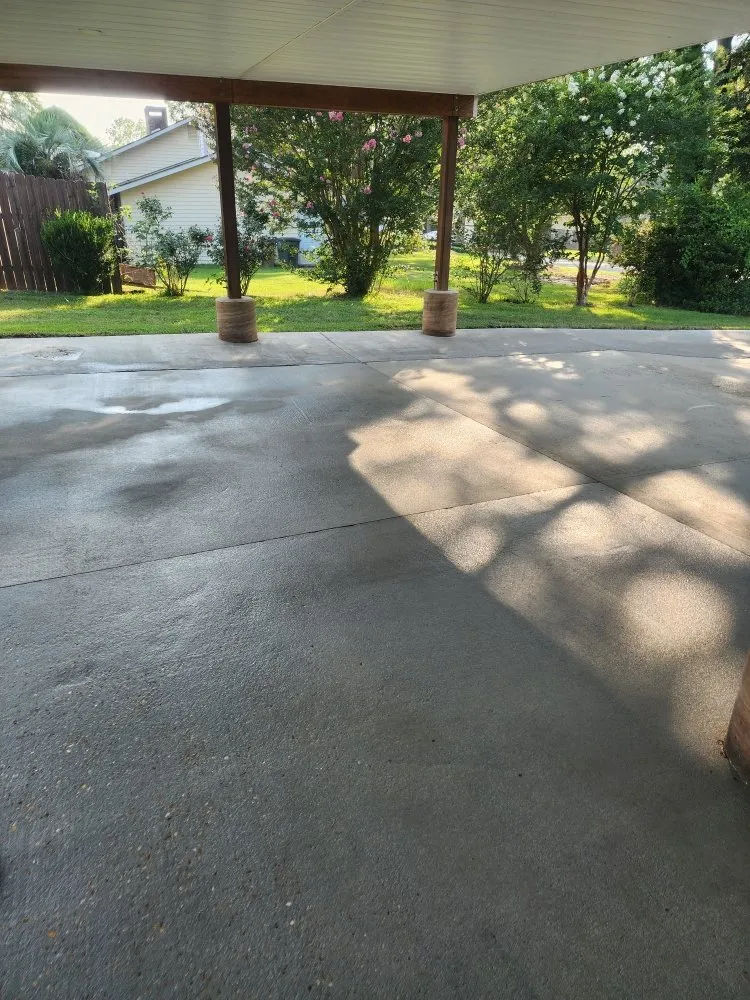 Professional yard maintenance experts serving Enterprise, AL - Alabama Lawn Medic