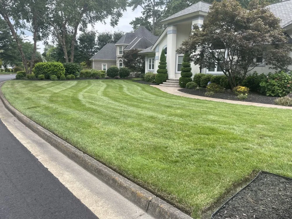 Local lawn care service in Chesapeake, VA - Alaina Lee lawncare