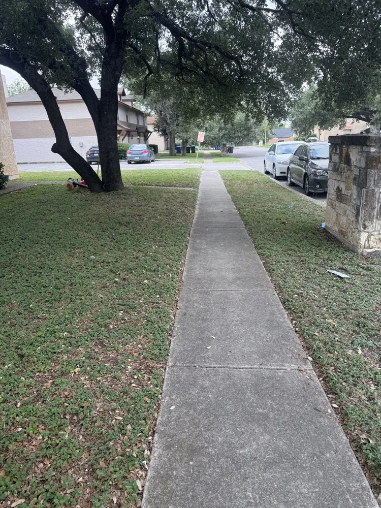 Top-rated lawn mowing service near you across San Antonio, TX - Alamo City Landscaping & Lawn services