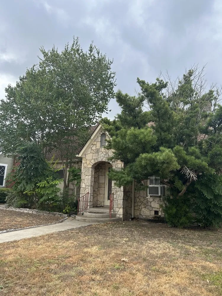 Top-rated residential landscaping in San Antonio, TX by Alamo City Landscaping & Lawn services