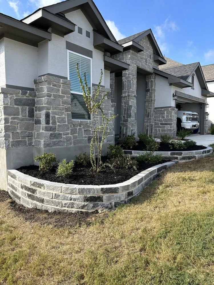 Reliable garden landscaping for residential properties in Cibolo, TX by Alamo City Scapes