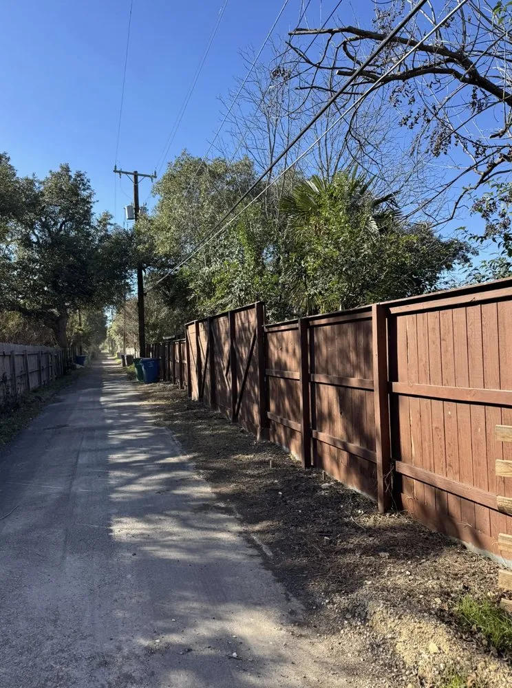 Reliable landscaping services in FAIR OAKS, TX - Alamo Lawncare and Landscaping