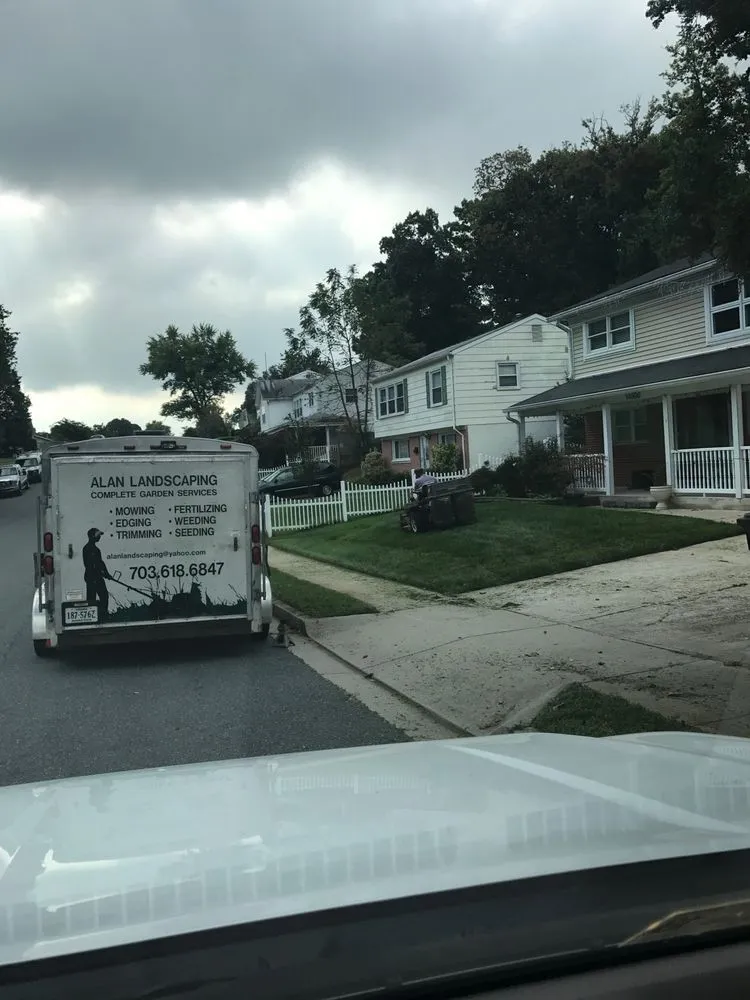 Reliable lawn care service in Dale City, VA by Alan Landscaping