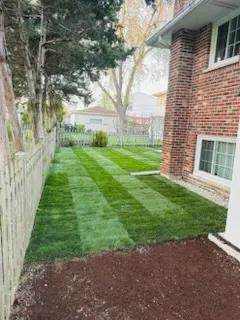 Local garden landscaping experts serving Chicago, IL - Alanis concrete services